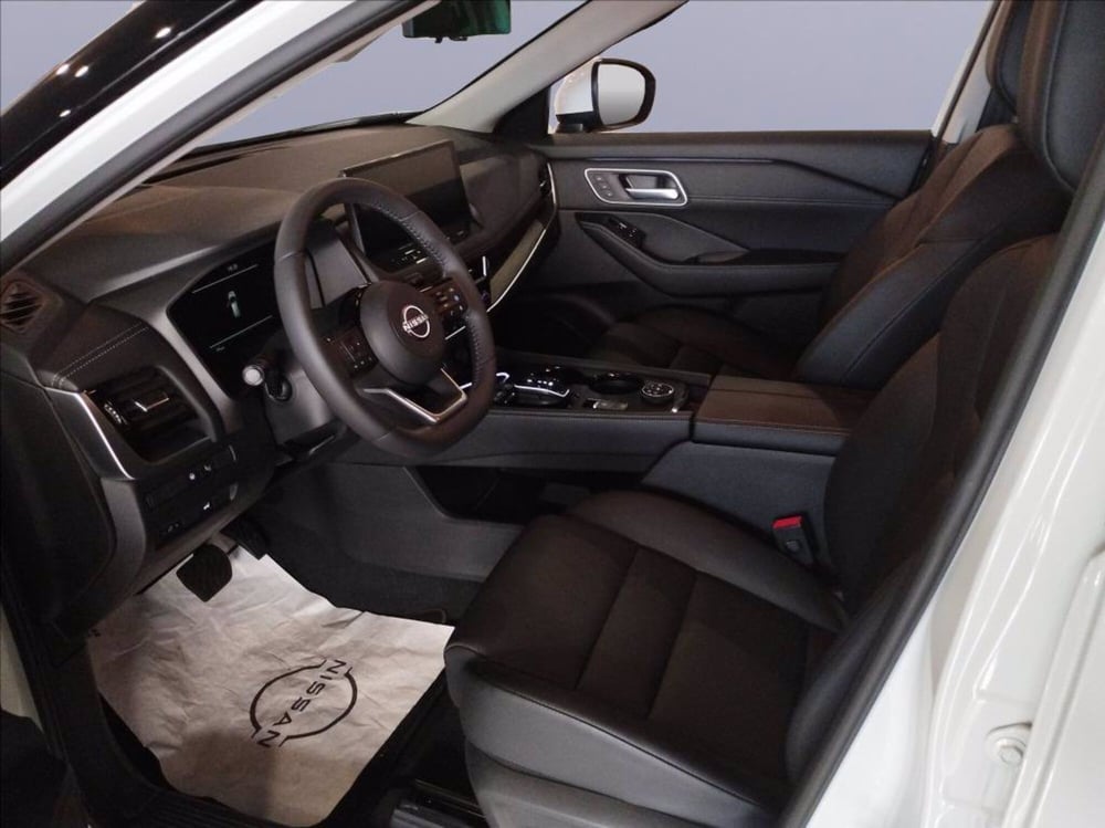 Nissan X-Trail nuova a Milano (8)