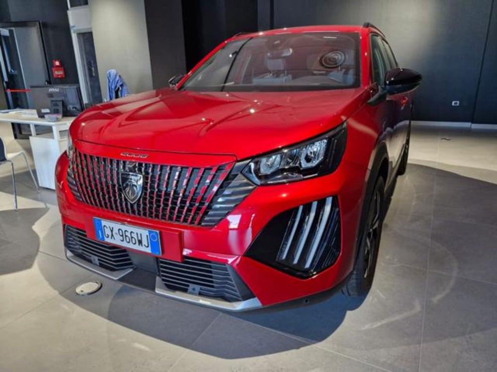 Peugeot 2008 nuova a Salerno (2)