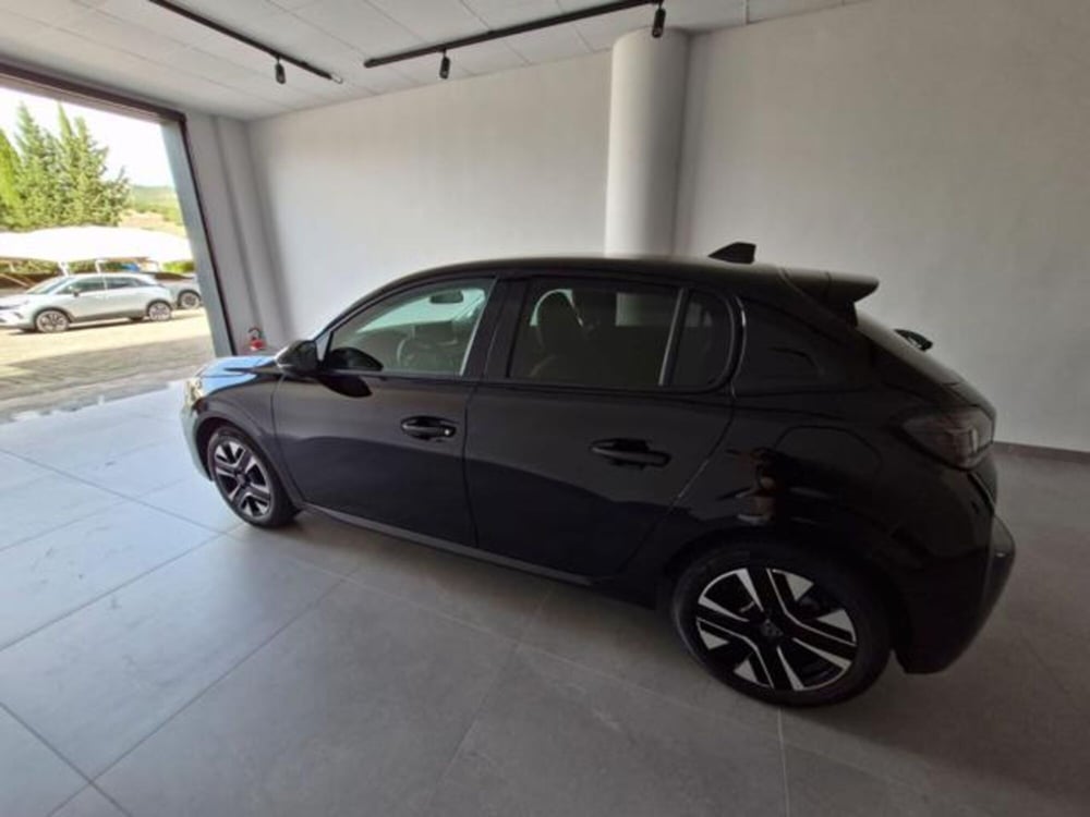 Peugeot 208 nuova a Salerno (7)