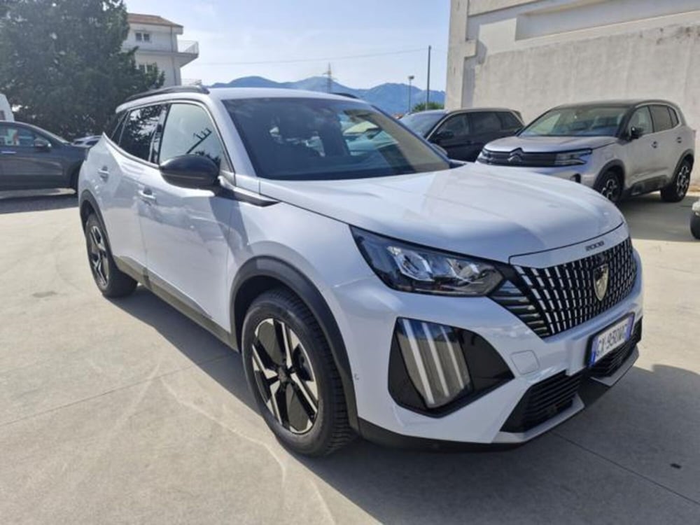 Peugeot 2008 nuova a Salerno (2)