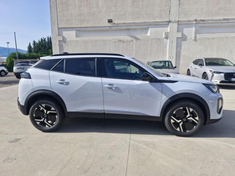 Peugeot 2008 nuova a Salerno (3)