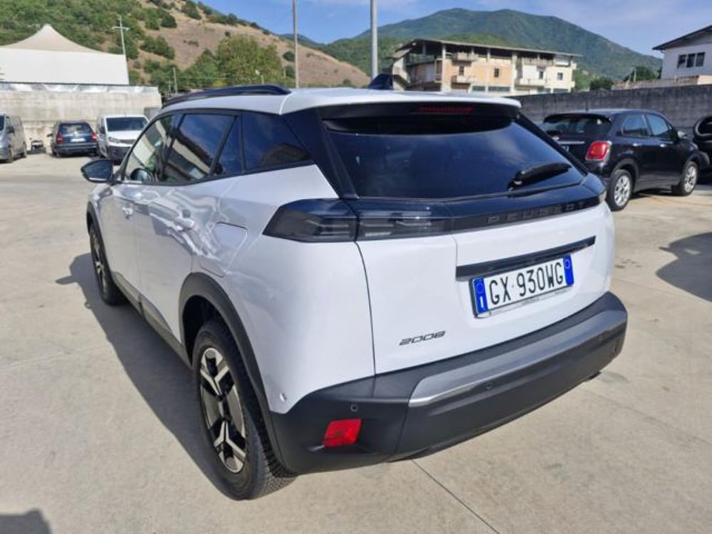 Peugeot 2008 nuova a Salerno (6)