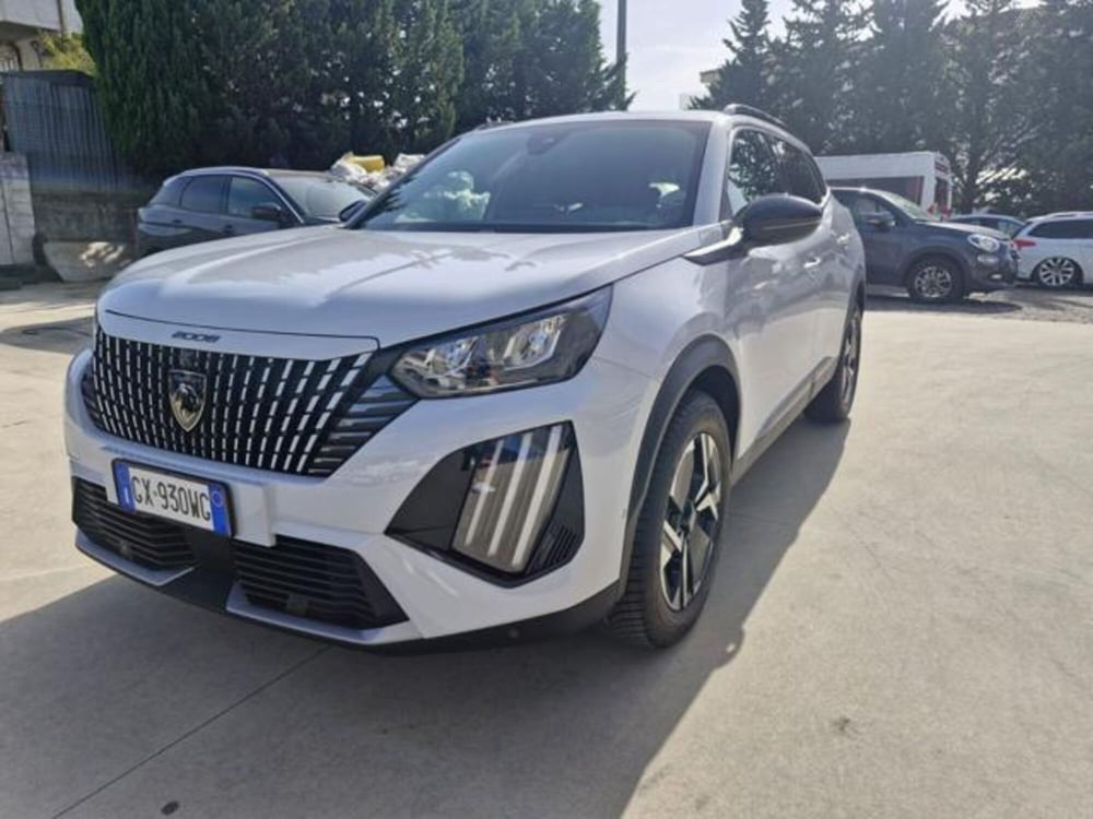 Peugeot 2008 nuova a Salerno (8)