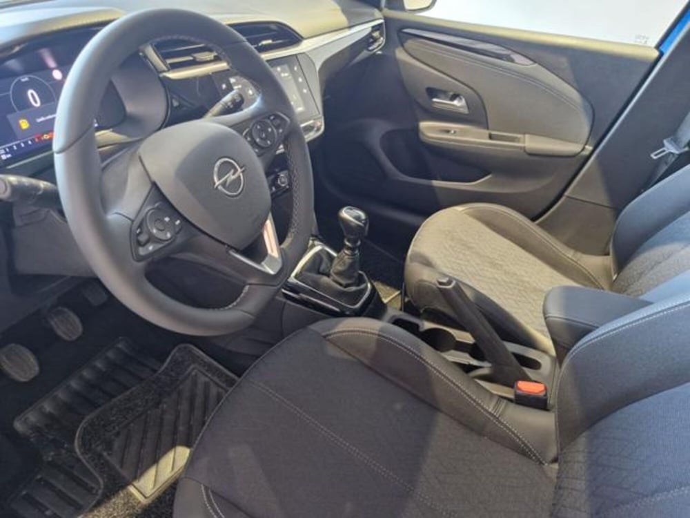 Opel Corsa nuova a Salerno (11)