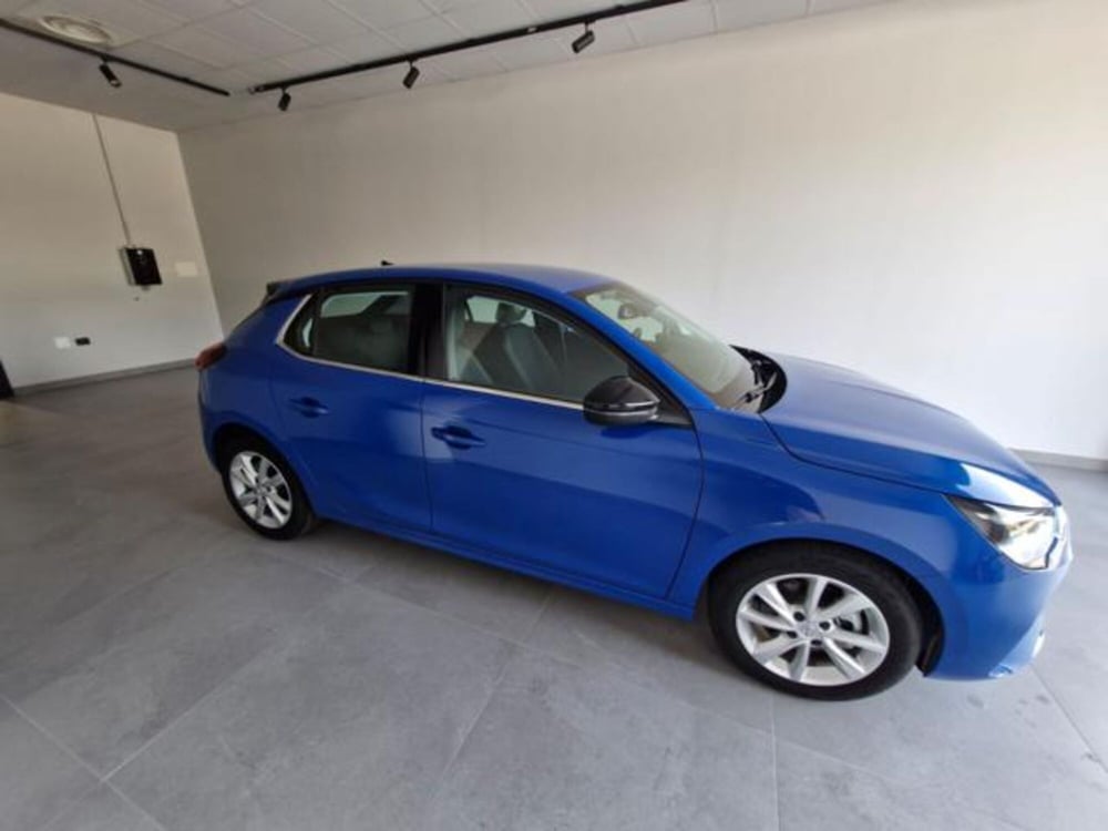 Opel Corsa nuova a Salerno (3)