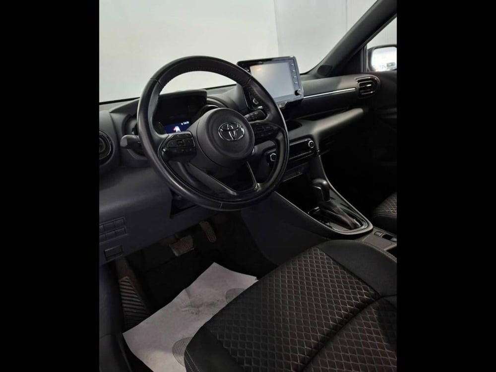 Toyota Yaris Cross usata a Torino (13)