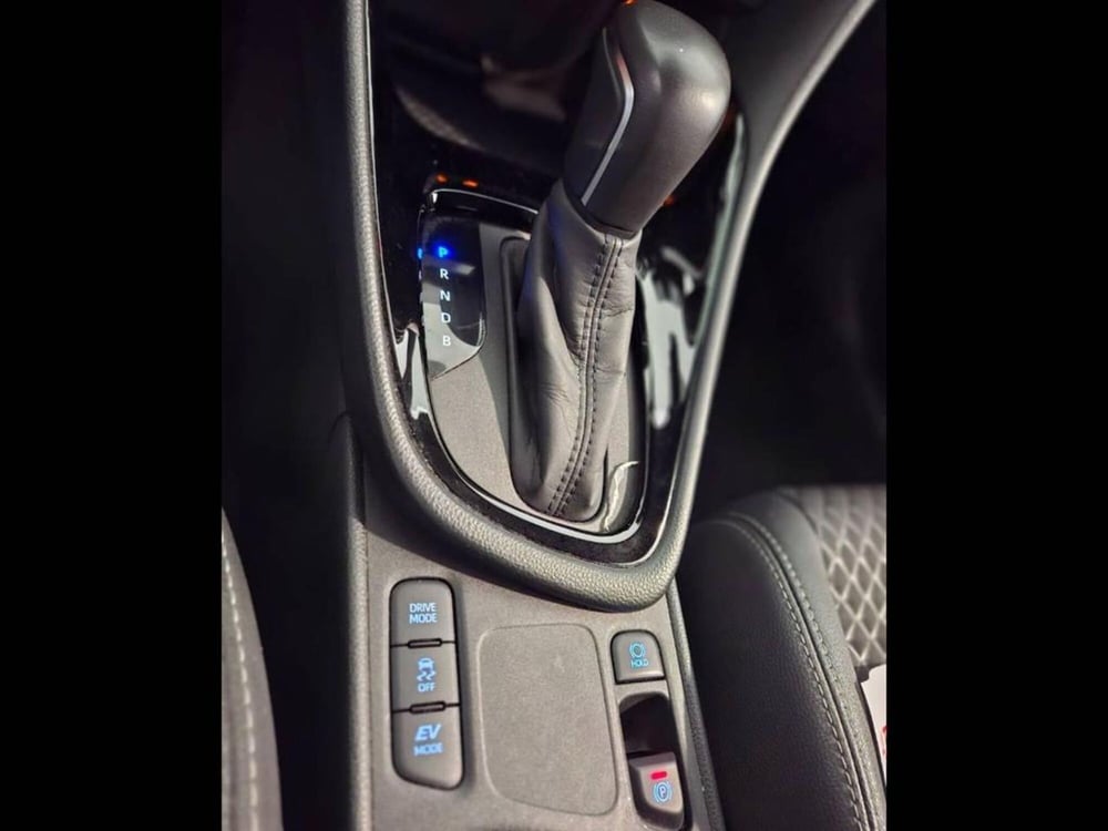 Toyota Yaris Cross usata a Torino (9)