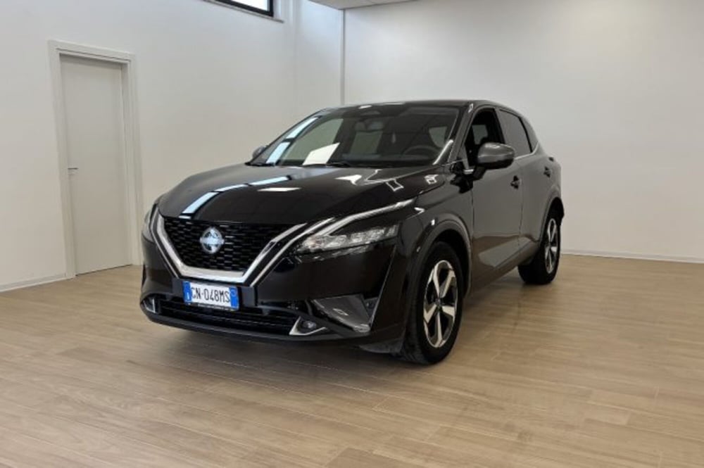 Nissan Qashqai usata a Latina (3)