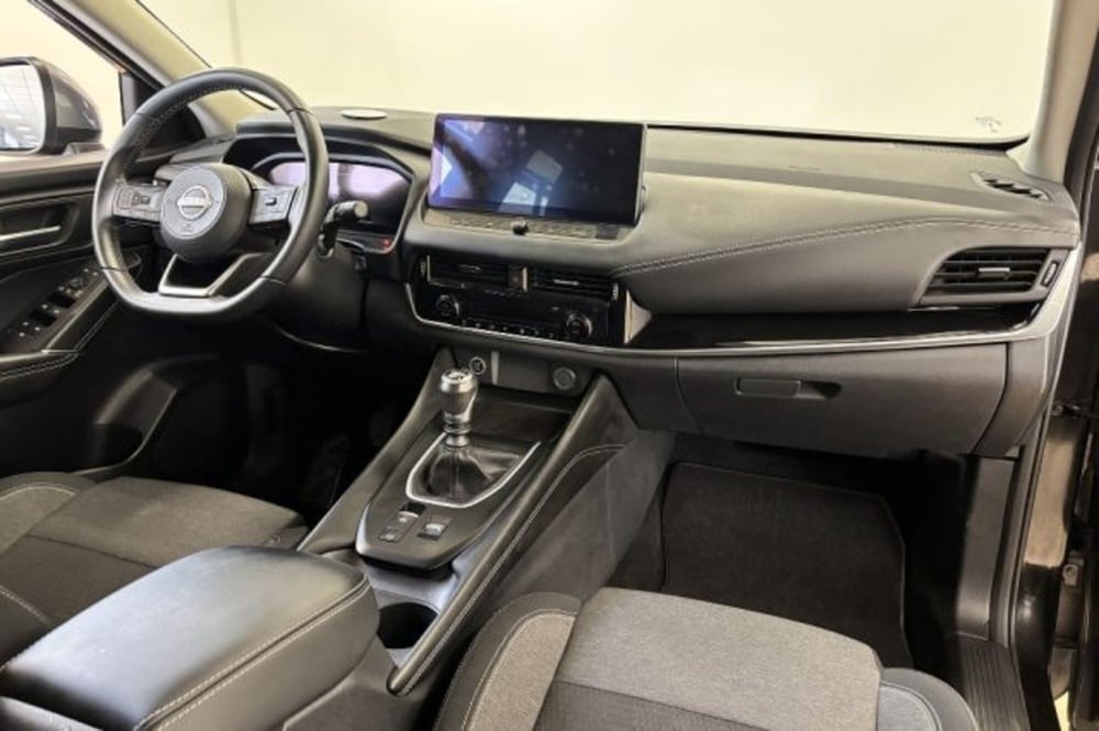 Nissan Qashqai usata a Latina (9)