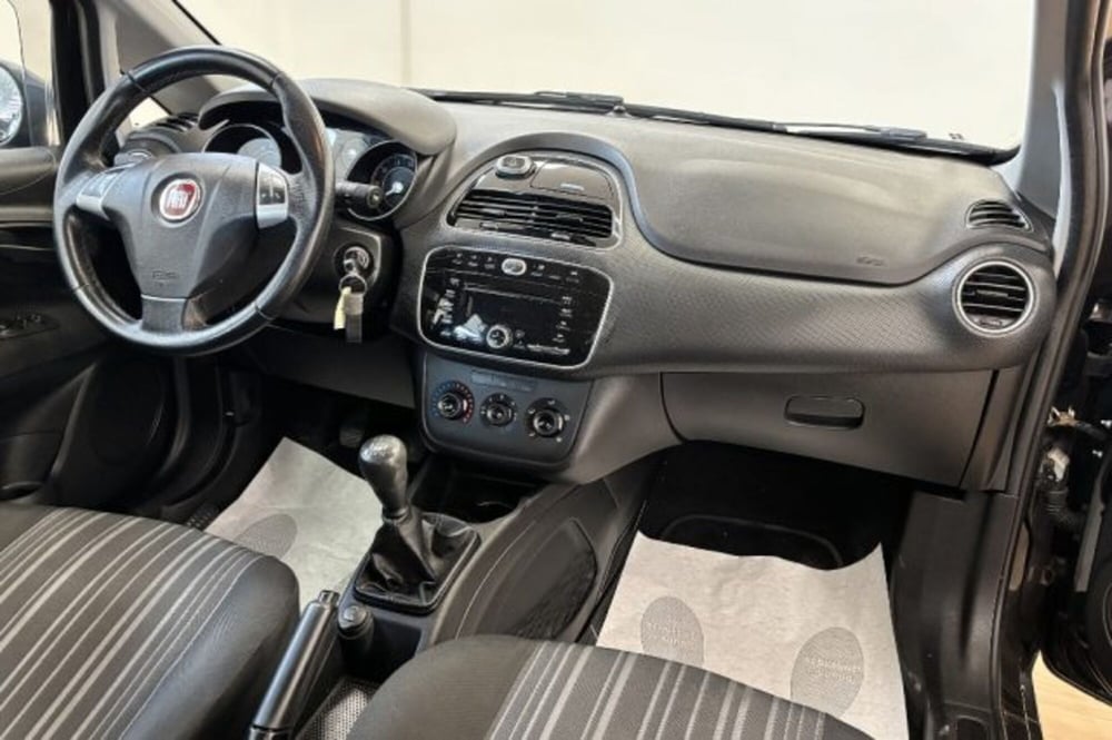 Fiat Punto Evo usata a Latina (9)