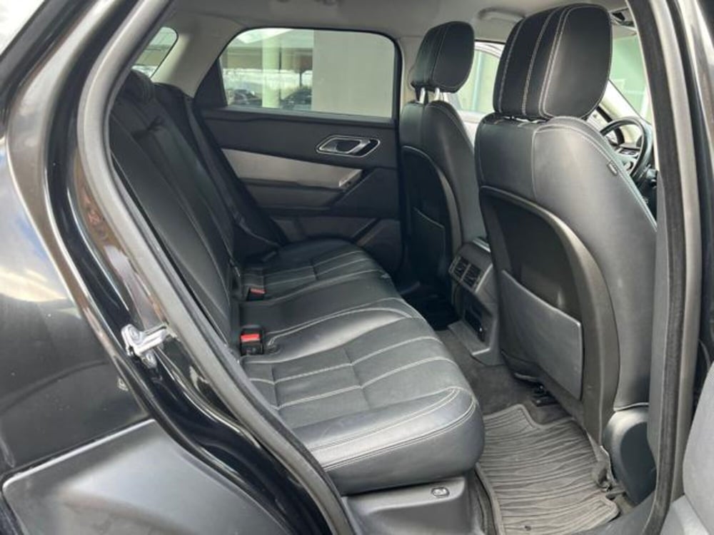 Land Rover Range Rover Velar usata a Lucca (9)
