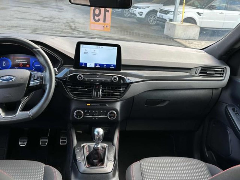 Ford Kuga usata a Lucca (11)