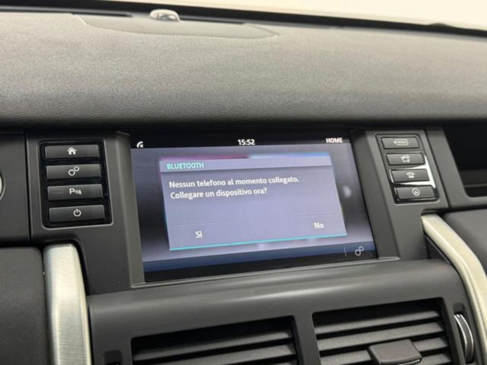 Land Rover Discovery Sport usata a Como (14)