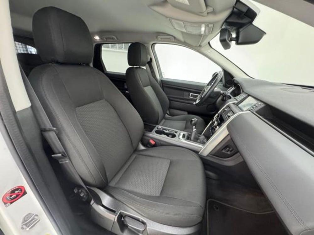 Land Rover Discovery Sport usata a Como (3)