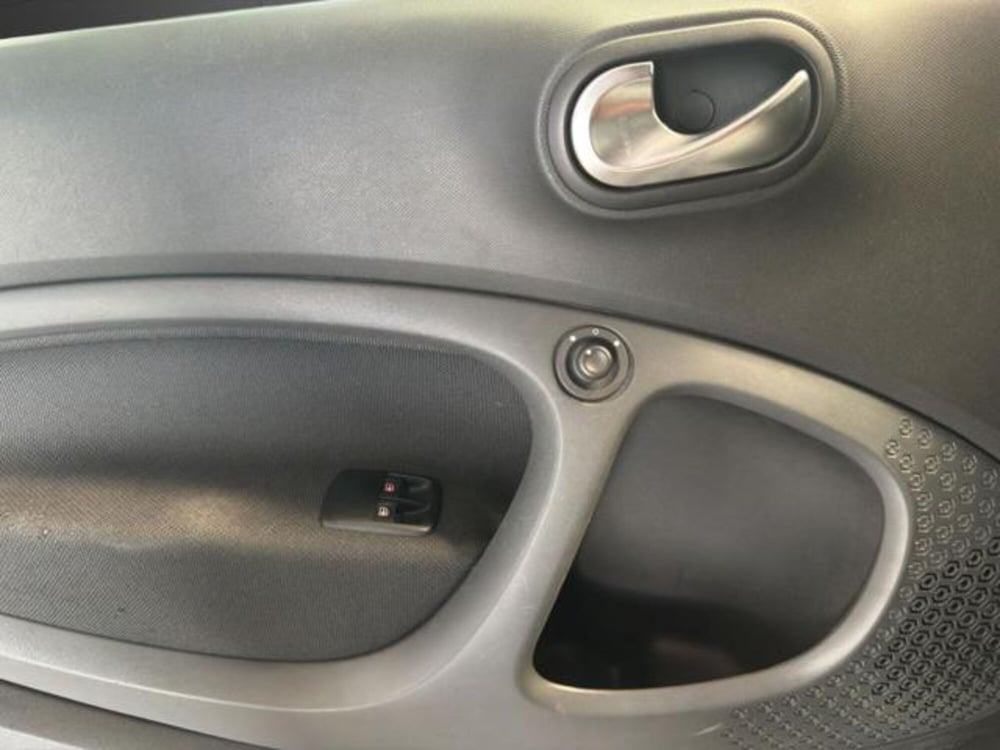 smart Fortwo usata a Milano (9)