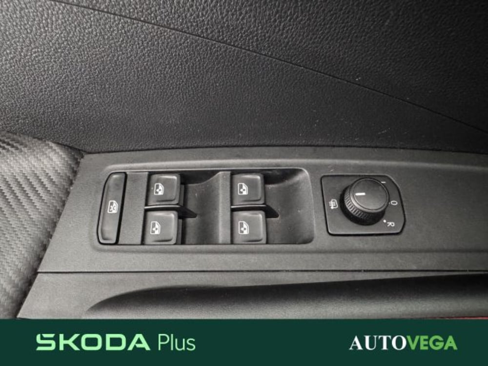 Skoda Fabia usata a Vicenza (12)