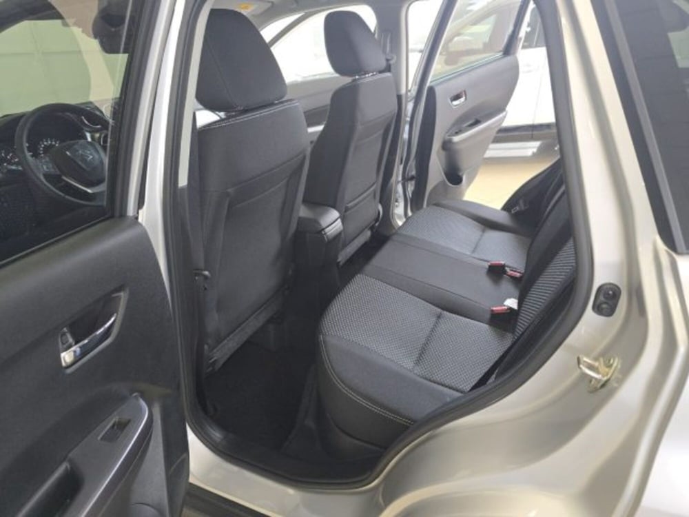 Suzuki Vitara nuova a Reggio Emilia (14)