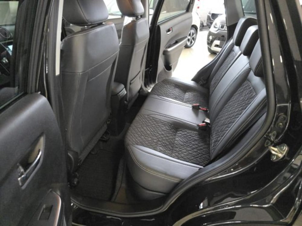 Suzuki Vitara nuova a Reggio Emilia (11)