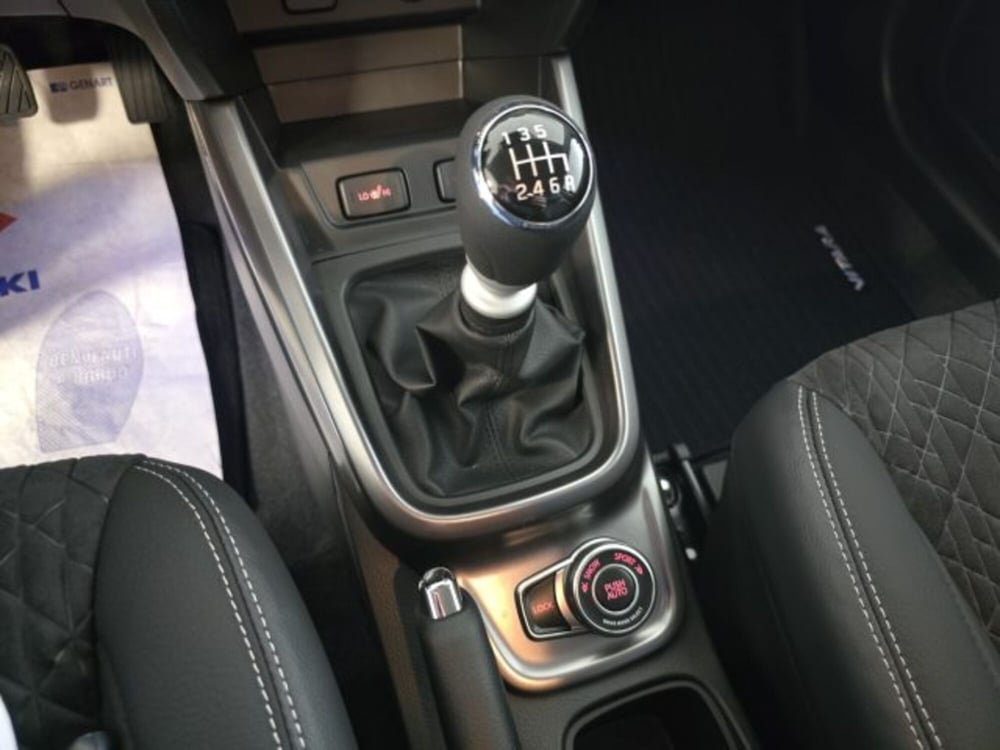 Suzuki Vitara nuova a Reggio Emilia (15)