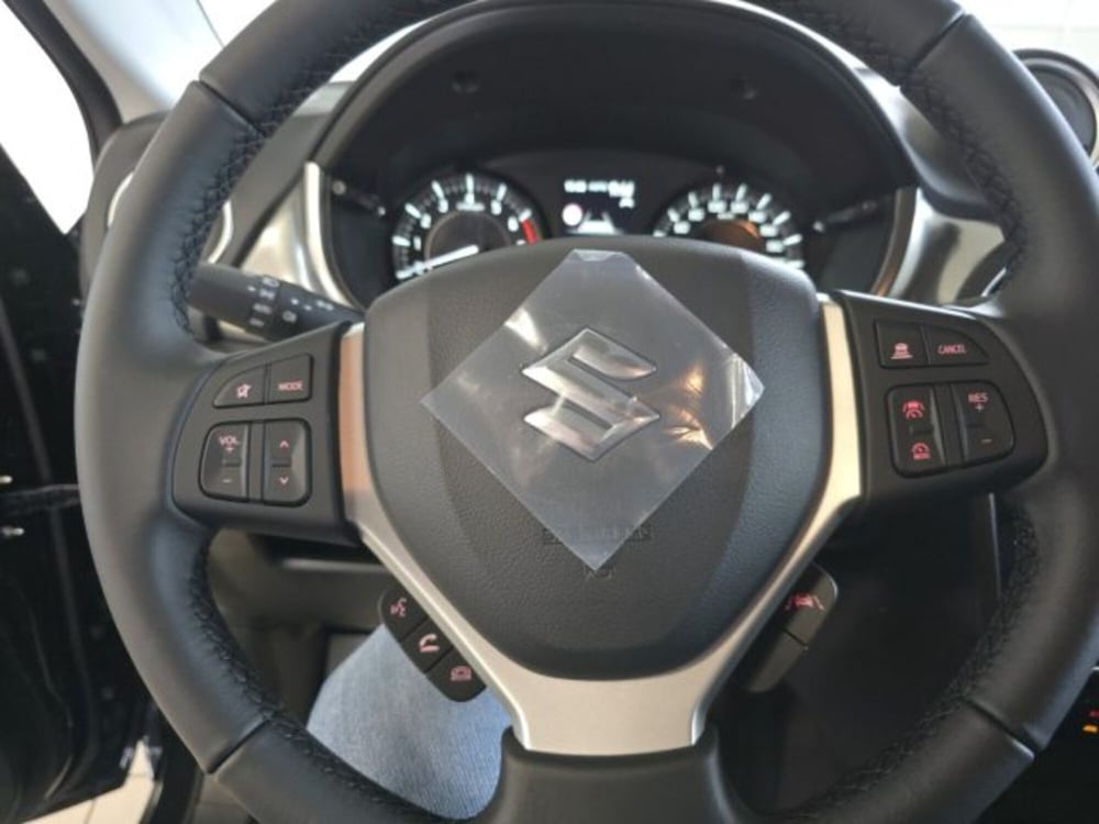 Suzuki Vitara nuova a Reggio Emilia (16)