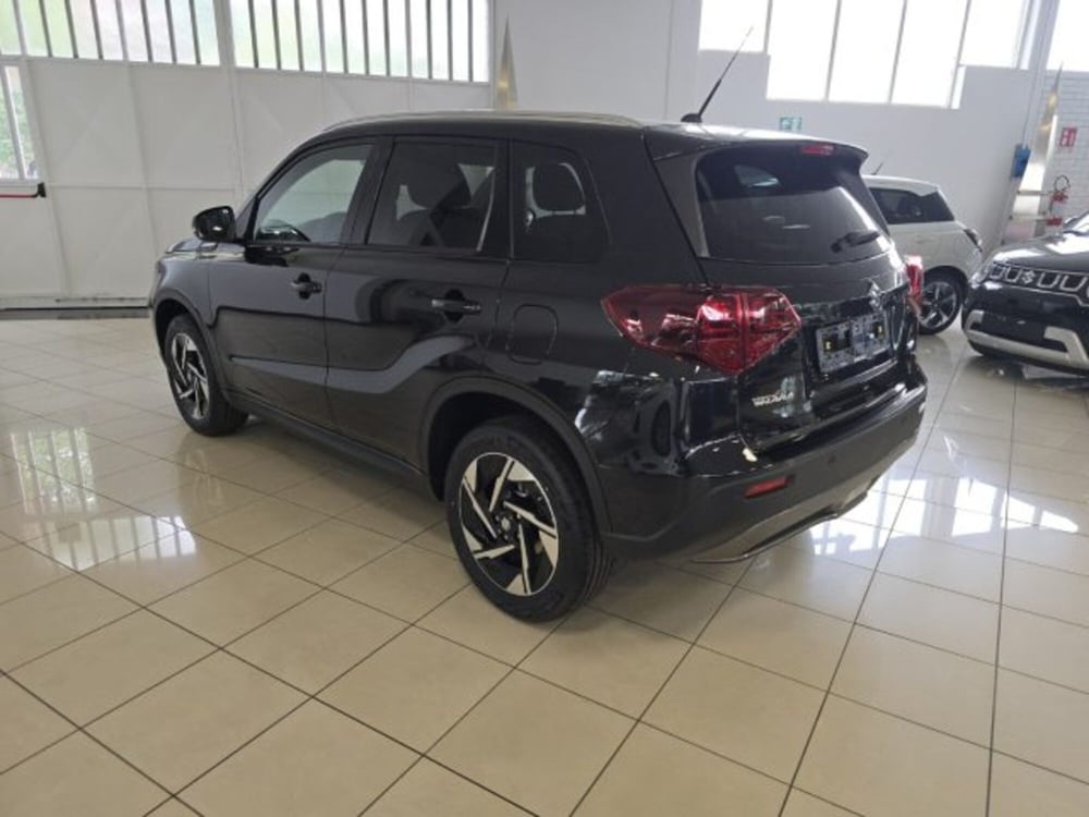Suzuki Vitara nuova a Reggio Emilia (3)