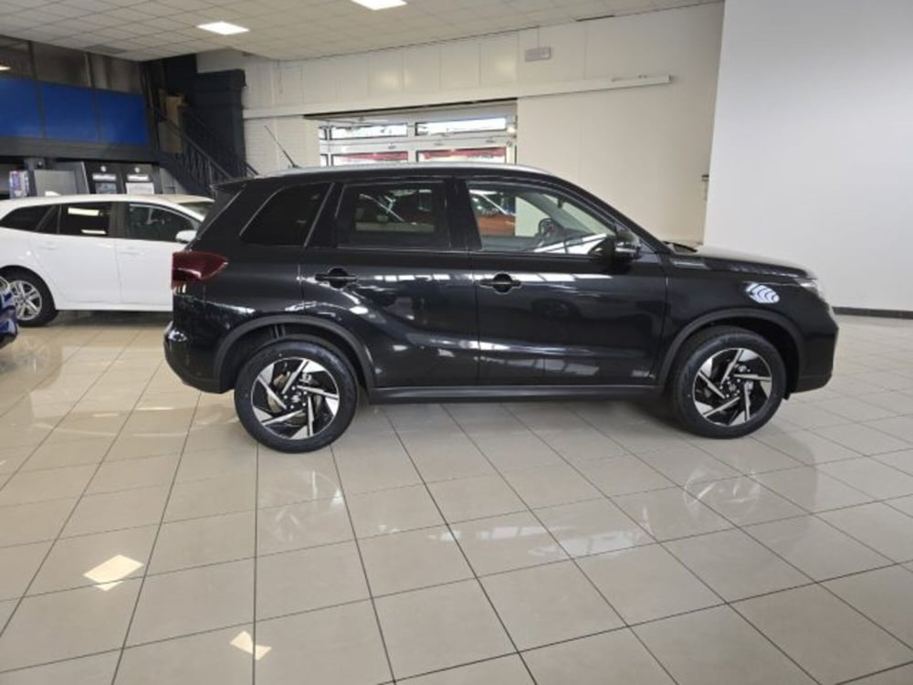 Suzuki Vitara nuova a Reggio Emilia (6)
