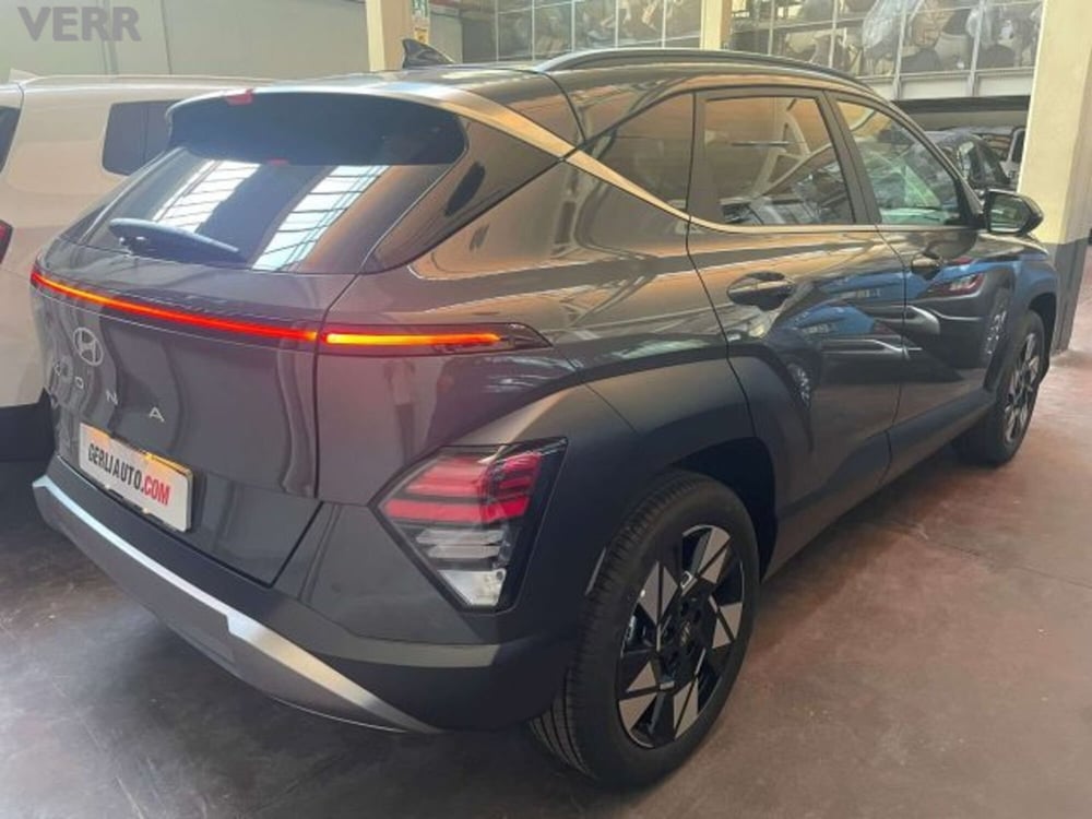 Hyundai Kona nuova a Milano (12)