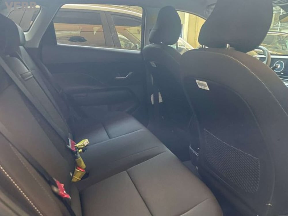 Hyundai Kona nuova a Milano (8)