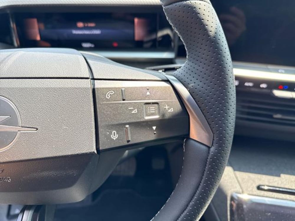 Opel Grandland nuova a Ancona (20)
