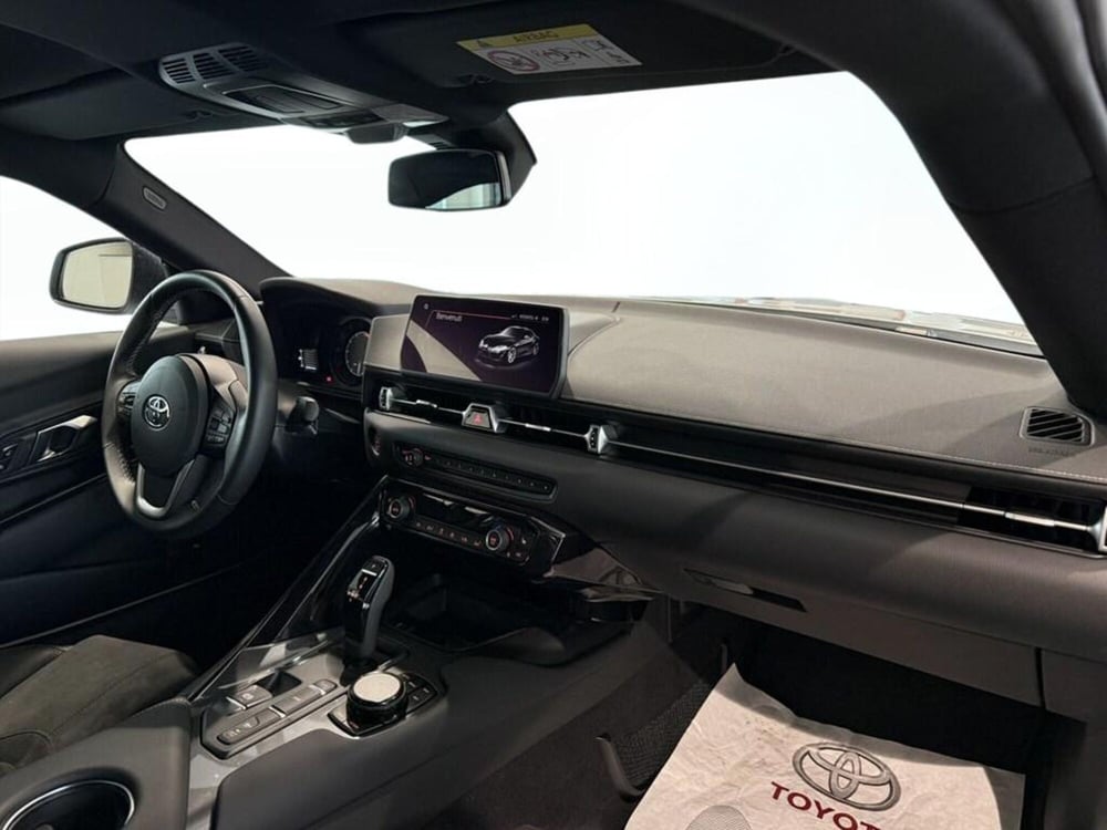Toyota GR Supra nuova a Monza e Brianza (8)