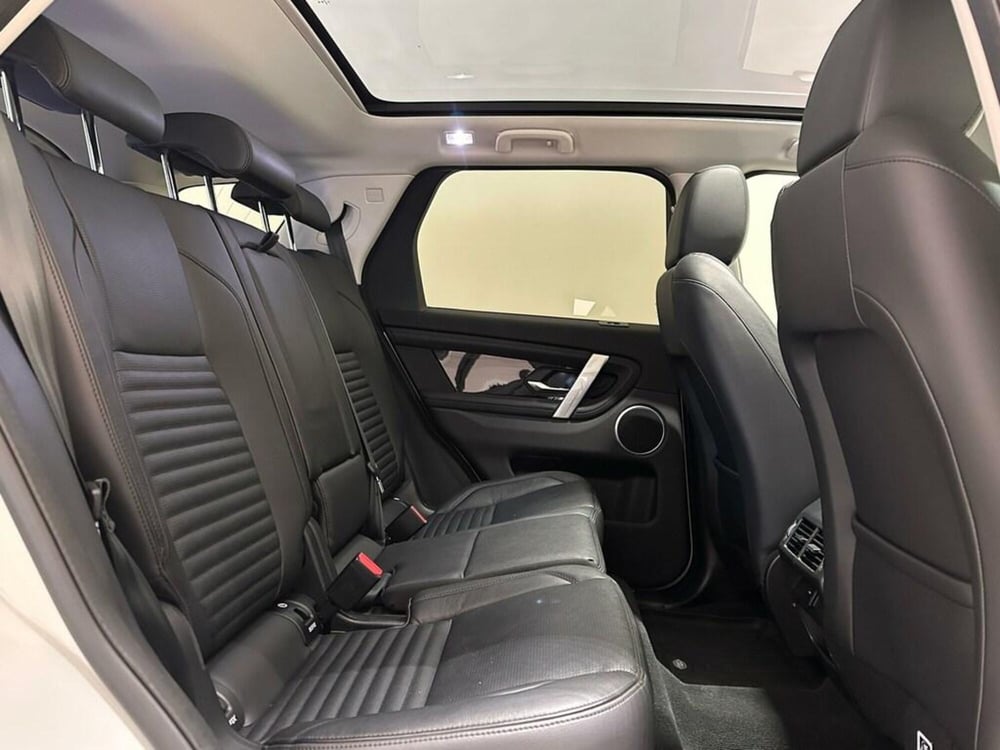 Land Rover Discovery Sport usata a Varese (5)