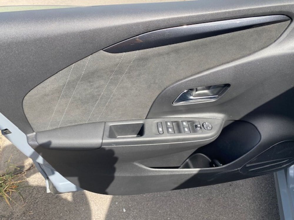 Opel Corsa usata a Catania (14)