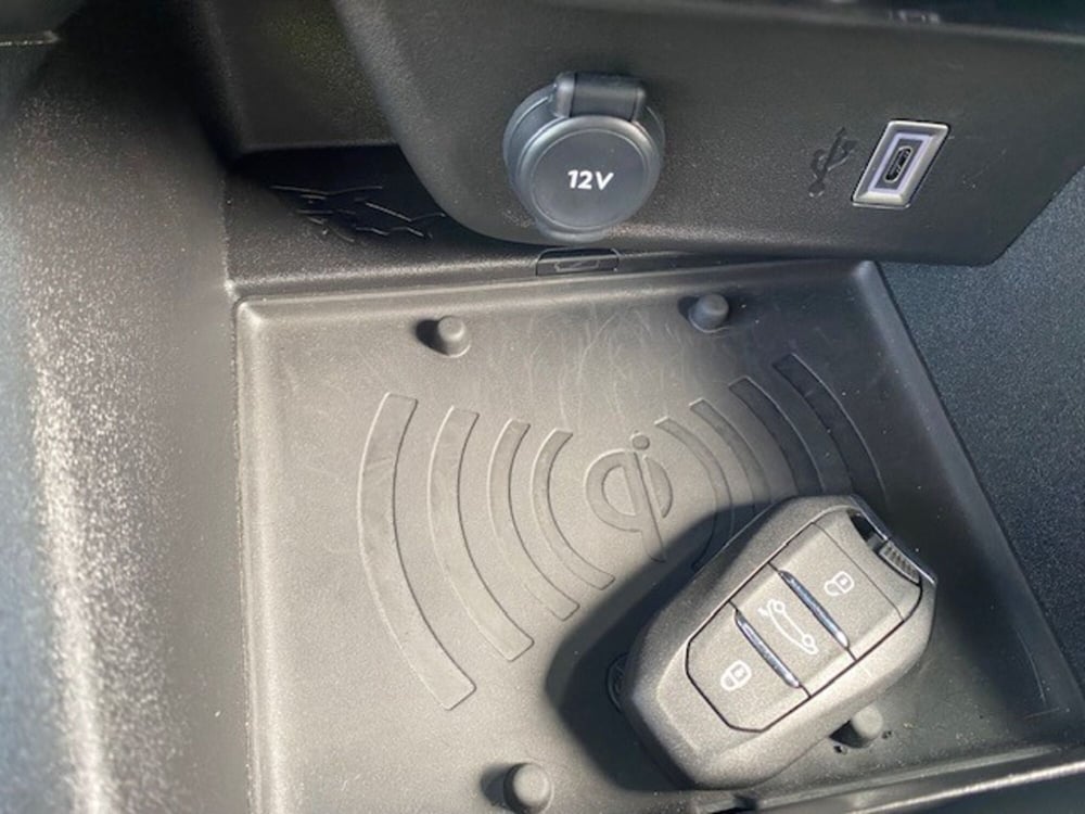 Opel Corsa usata a Catania (9)