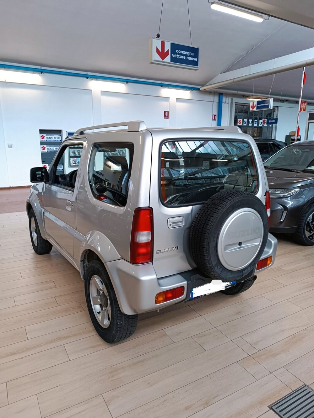 Suzuki Jimny usata a Lecco (11)