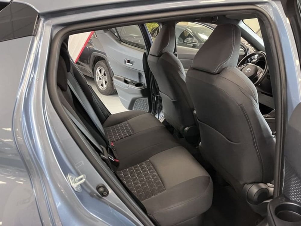 Toyota Toyota C-HR usata a Prato (9)