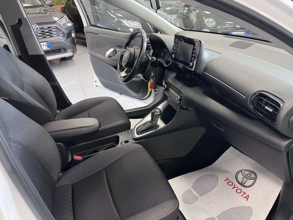 Toyota Yaris usata a Prato (8)