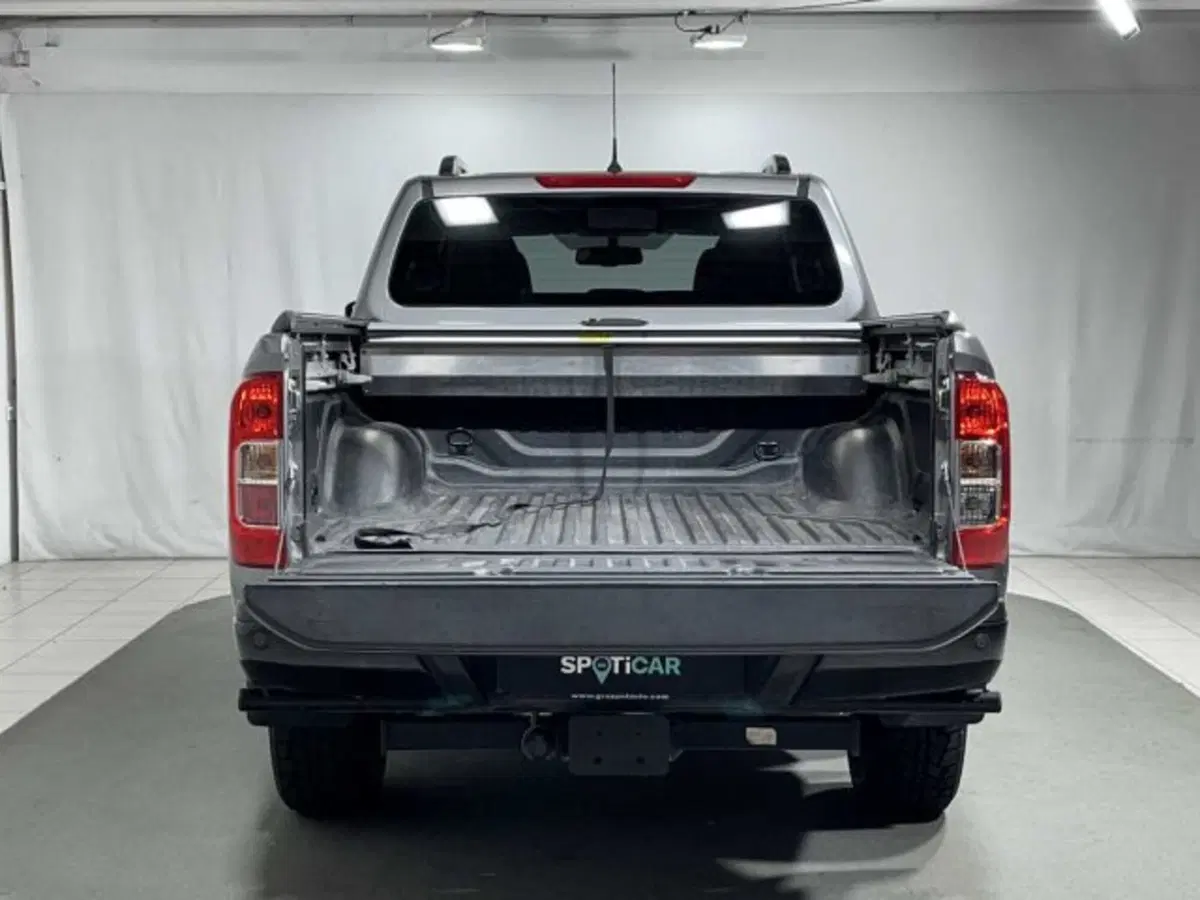Nissan Navara usata a Sondrio (5)
