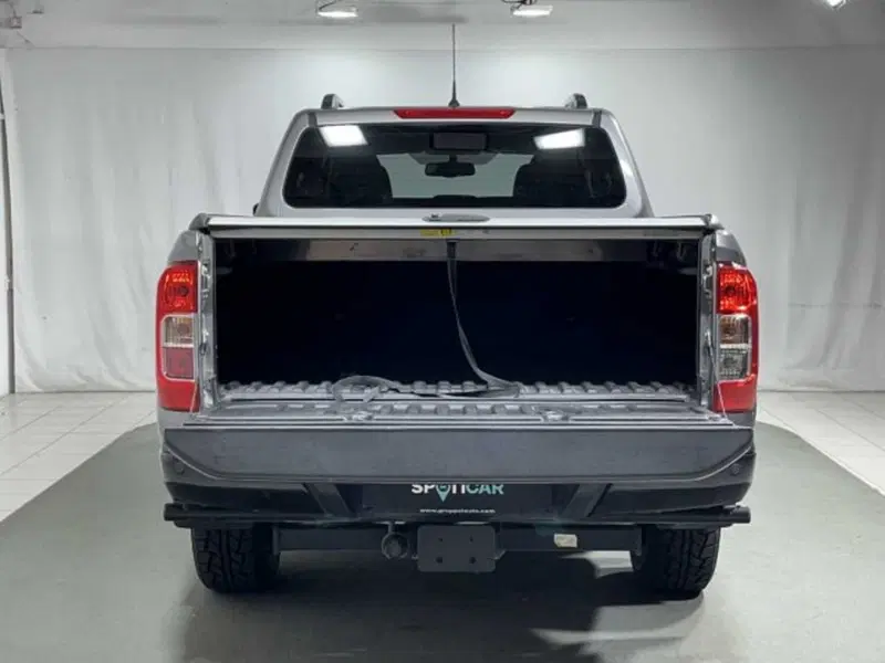 Nissan Navara usata a Sondrio (6)
