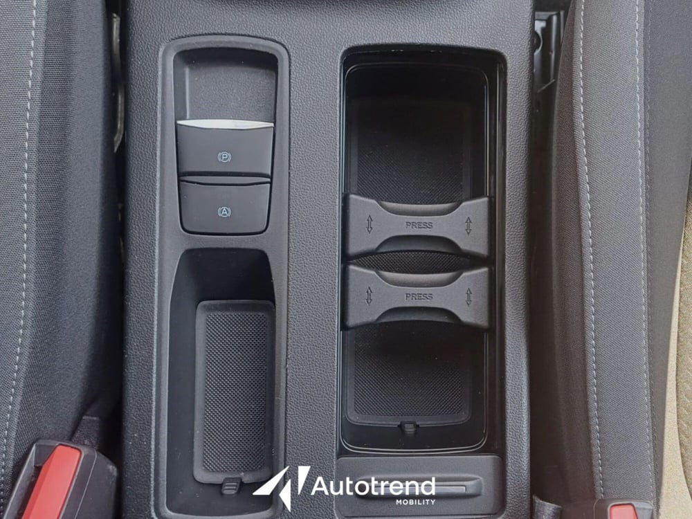 Ford Focus Station Wagon usata a Bari (14)