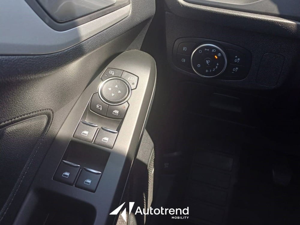 Ford Focus Station Wagon usata a Bari (15)