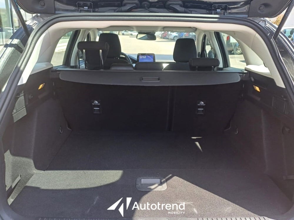 Ford Focus Station Wagon usata a Bari (18)