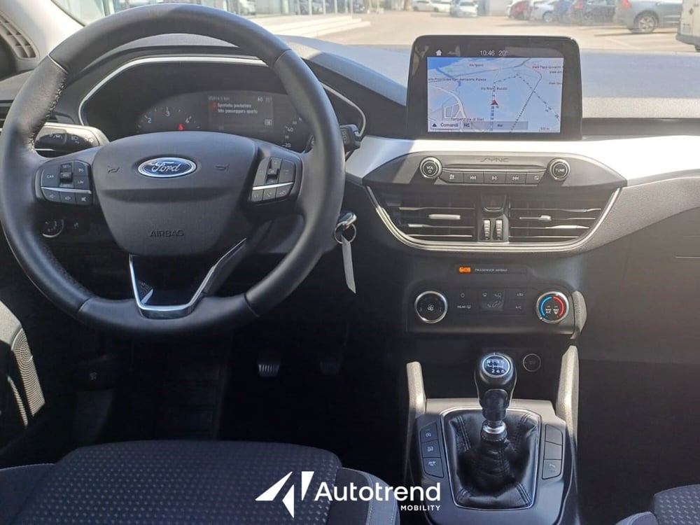 Ford Focus Station Wagon usata a Bari (9)