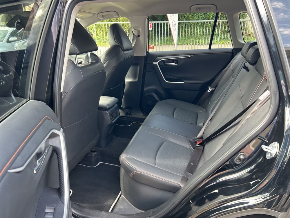 Toyota Rav4 nuova a Milano (11)
