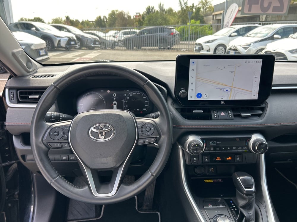 Toyota Rav4 nuova a Milano (12)