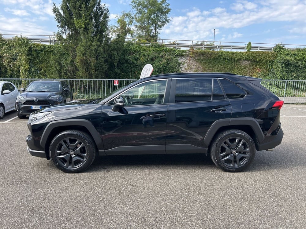 Toyota Rav4 nuova a Milano (4)
