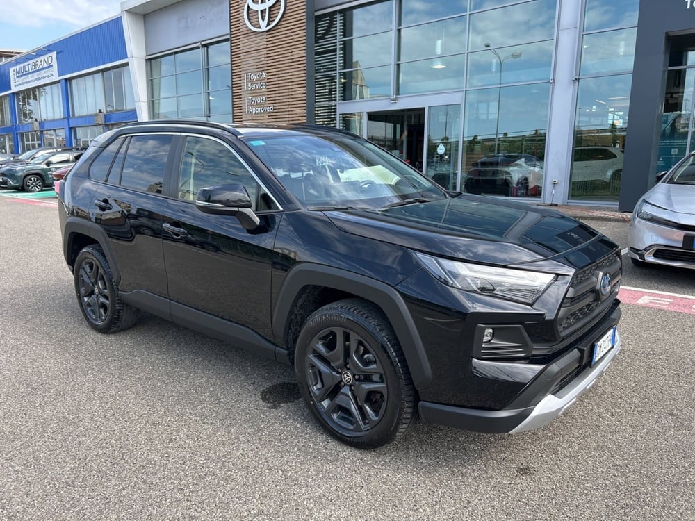 Toyota Rav4 nuova a Milano (9)