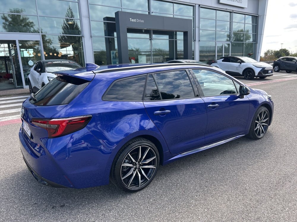 Toyota Corolla Touring Sports usata a Piacenza (8)