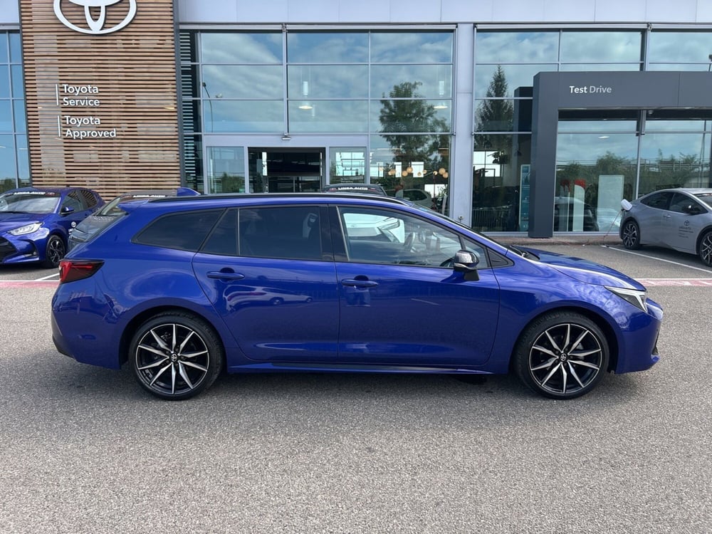 Toyota Corolla Touring Sports usata a Piacenza (9)