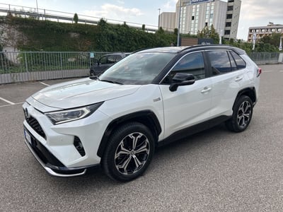 Toyota Rav4 vvt-ie phev More Style awd-i e-cvt del 2021 usata a Piacenza
