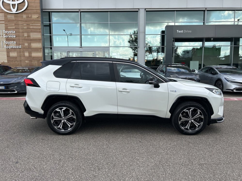 Toyota Rav4 usata a Piacenza (8)